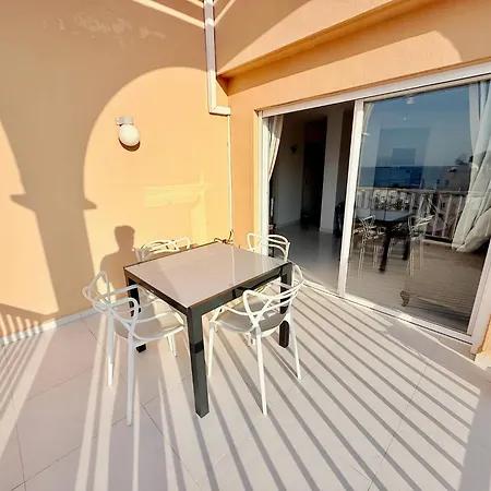 Apartment Golden Paradise 75 By Homeprive *